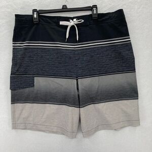 Sonoma Board Short Mens‎ Size XL Flexwear Black Gray Color Block Stretch Fabric